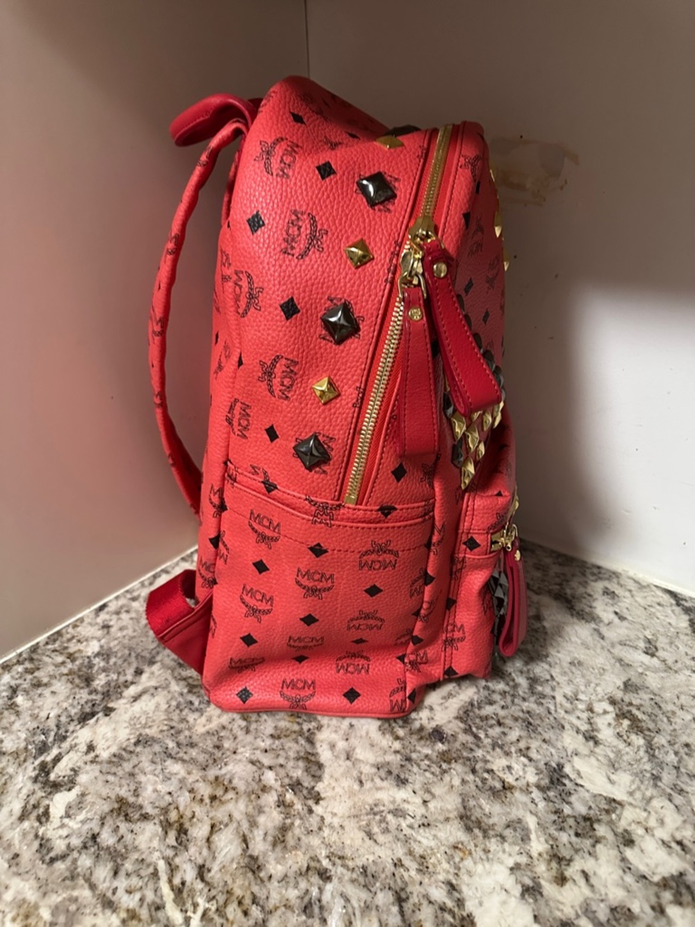 MCM Red Studded Logo Stark Backpack - Picture 4 of 8